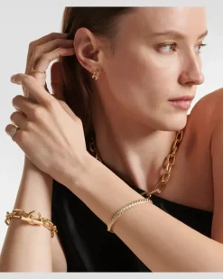 Armreif Sculpted Cable aus 18kt Gelbgold mit Diamanten
