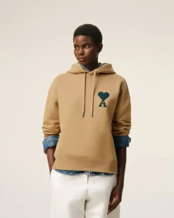 Beigefarbener Ami De Coeur Hoodie aus Baumwolle Beige Unisex Kamel