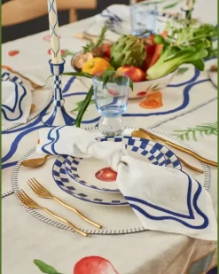 Bestickte Servietten mit Wellensaum (4er-Set) - Weiß