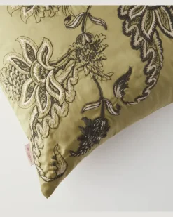 Besticktes Kissen aus Baumwollsatin GrüN
