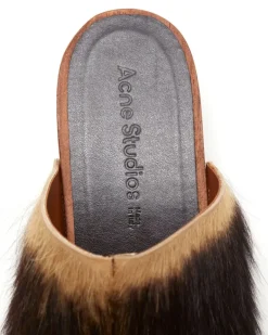 Clogs aus Holz - Braun