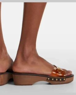 Clogs Omonia Braun