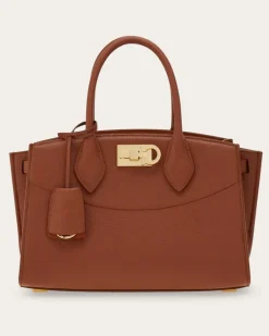 Damen New Ferragamo Studio soft bag (M) Braun