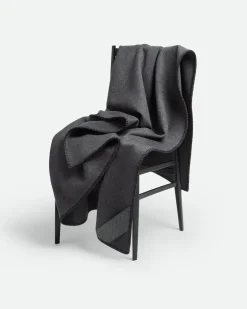 Decke mit Intrecciato Aufnäher-Grau & Silberfarben - Unisex