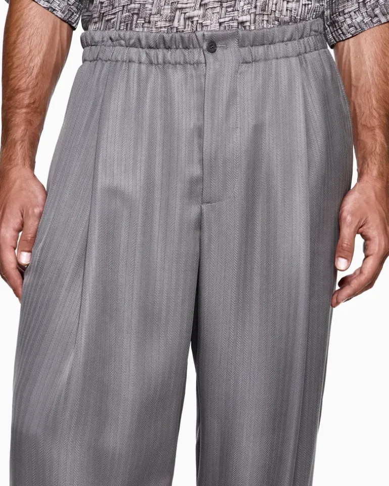 Doppelreihiger Anzug aus Cupro mit Fischgrat-Muster Beige