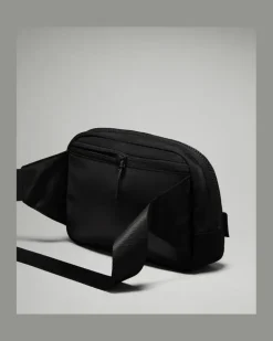 Everywhere Gürteltasche Groß Größe in Black