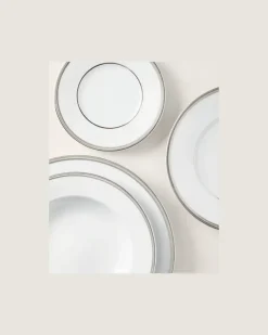Flacher Teller Wilshire Silver