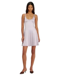 Fließendes Minikleid mit doppelten Trägern - Kleider - Damen - Violett
