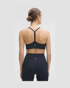 Flow Y Bra Light Support, A/B Cup Design für Frauen – Größe in True Navy