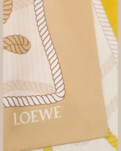 Foulard mit Print Beige