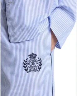 Gestreifter Pyjama mit Stickerei - Blau