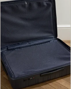 H7 Essential Hardshell Check-In Suitcase Blue