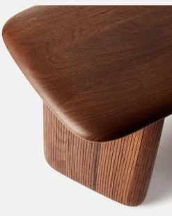 Hocker Stonehenge by Ludovica und Roberto Palomba Braun