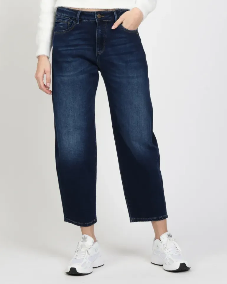 94IDA - o-shape fit Jeans