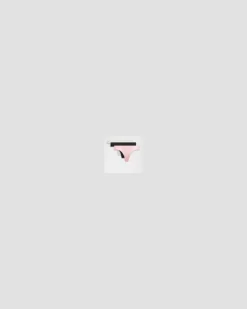 InvisiWear String mit mittelhohem Bund 3er-Pack für Frauen – Größe in Black/Light Ivory/Pink Pearl
