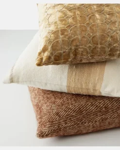 Kissen Chlore aus einem Seidengemisch Beige