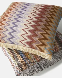 Kissen Margot Zigzag aus Häkelstrick Multicolor
