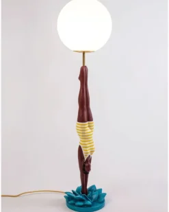 Lady Diver Tischlampe - Mehrfarbig