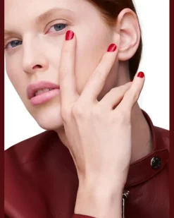 Les Mains , Nagellack 15 ml Red