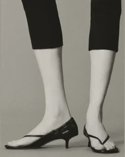 Les Sandales Nu-pieds Basses - Schwarz