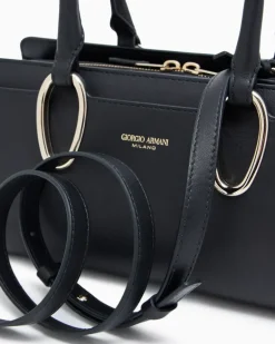 Mittelgroße Henkeltasche aus Leder Schwarz