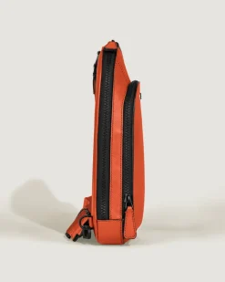 Mittelgroße Umhängetasche aus Extreme Leder - Cayenne - Leder - MB199841 - Sling Bags