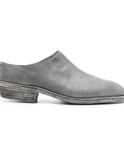 Mules aus gekörntem Leder - Grau