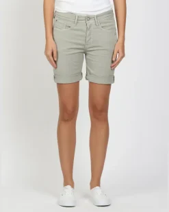 94NICA SHORTS - boyfriend fit
