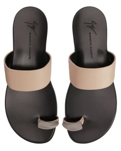 NORBERT Flip-Flops Black