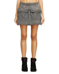 Nylon-Minirock mit Maxi-Beuteltaschen - Röcke - Damen - Grau