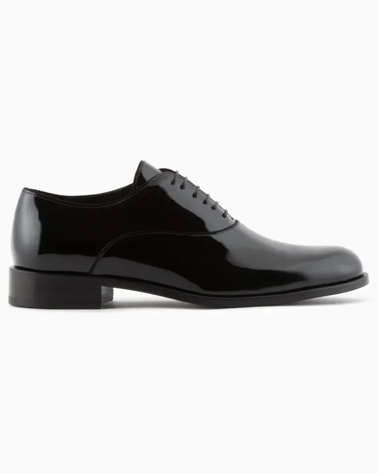 Oxfords aus Lackleder Schwarz