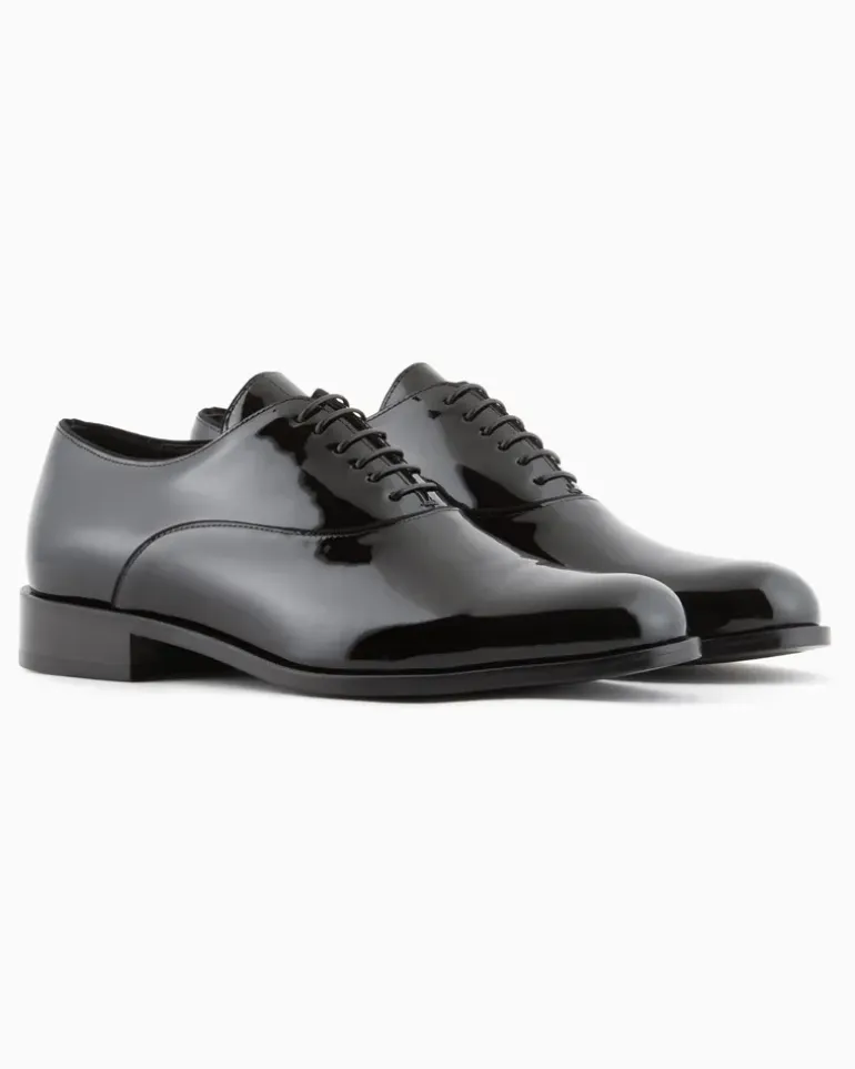 Oxfords aus Lackleder Schwarz