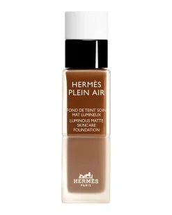 Plein Air, Pflegende Foundation mit matt-leuchtendem Finish 33 ml Brown