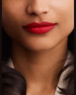 Rouge , Matter Lippenstift Red