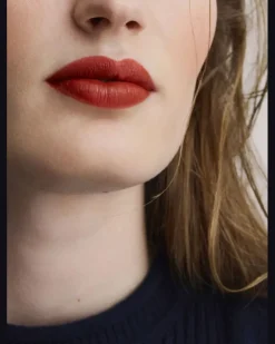 Rouge , Seidig glänzender Lippenstift Purple