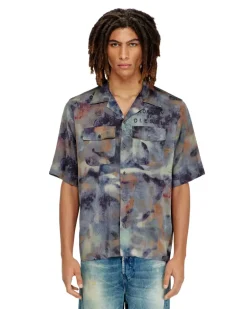 Satinhemd mit Allover-Camouflage-Print - Hemden - Herren - Bunt