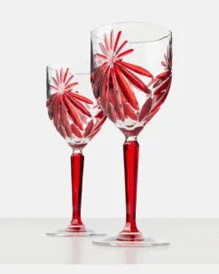 Set aus vier Weingläsern Rot
