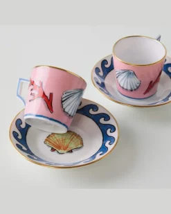 Set Il Viaggio di Nettuno aus zwei Kaffeetassen und Untertassen by Luke Edward Hall Multicolor