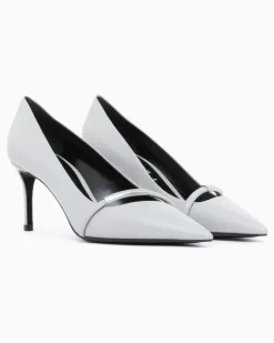 Spitze Pumps aus Leder mit Riemen und Stiletto-Absatz Grau