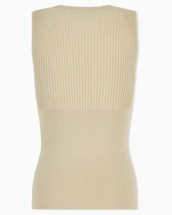 Stricktop schmal geschnitten aus recycelter Viskose Beige
