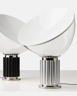 Tischleuchte Taccia Small by Achille und Pier Giacomo Castiglioni (EU-Stecker Silber