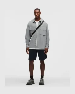 Unshaken Langarmshirt mit Kragen für Männer – Größe in Feather Grey