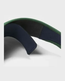 Visier aus Baumwoll-Canvas mit abnehmbarem Schweißband – Größe in True Navy/Ivy Grove