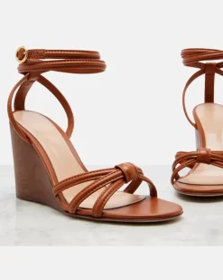 Wedge-Sandalen aus Leder Braun