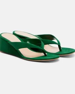Wedge-Sandalen aus Veloursleder GrüN