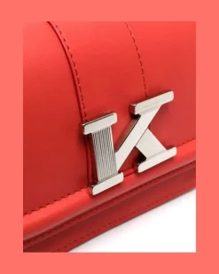 Women's Logo-Plaque Leather Mini Bag Ss23 W Scarlet