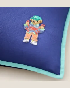 Wurfkissen mit Seaside Polo Bear Blue
